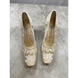 Valerie Steven’s Heels 8M White